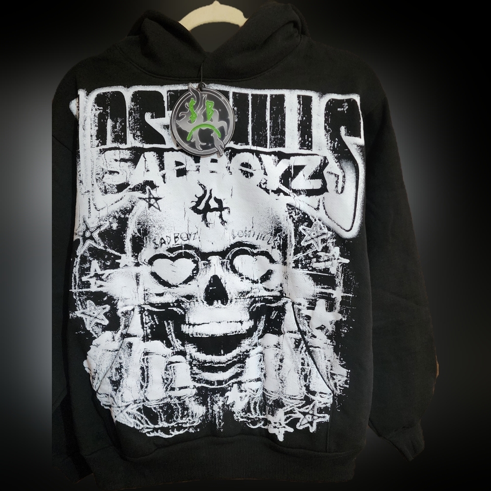 Black and White Graphic Sweatshirt